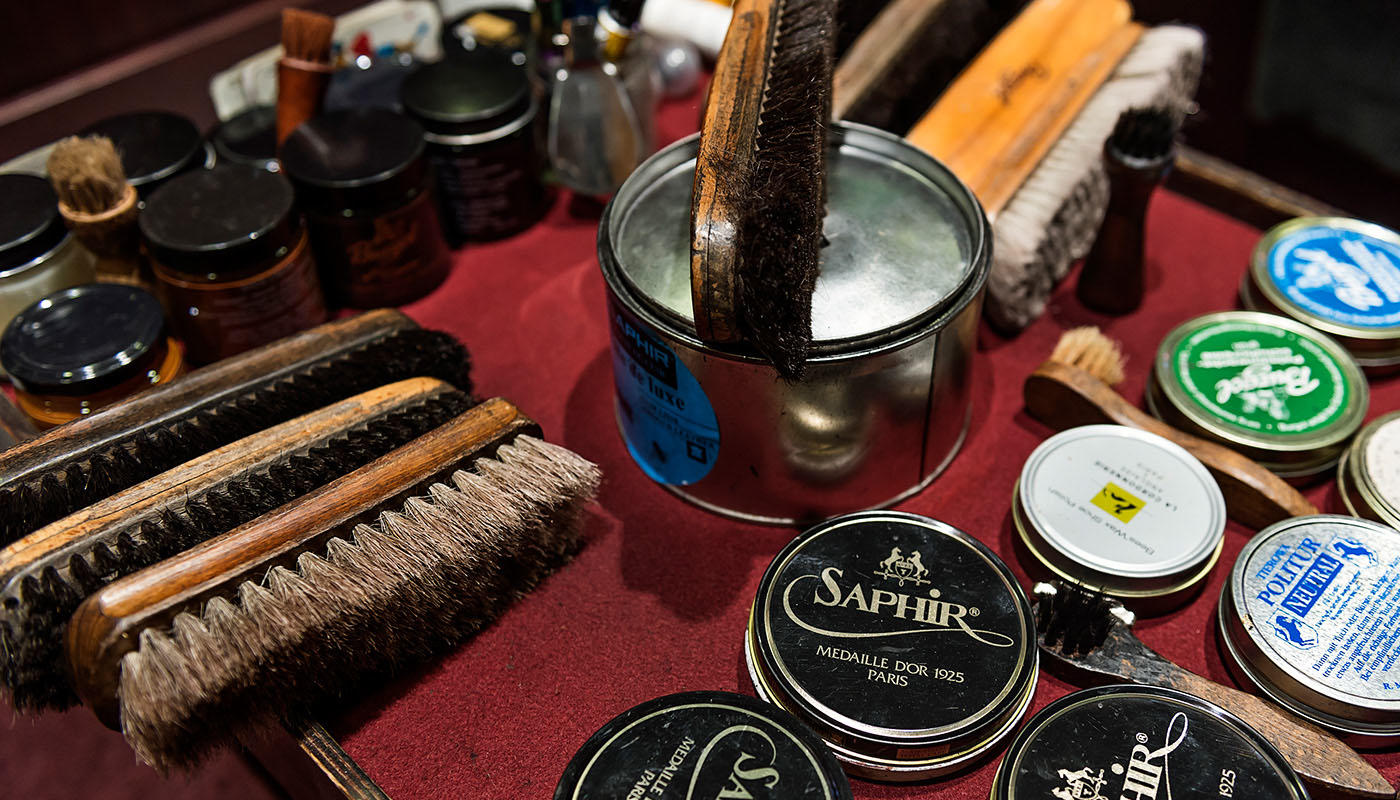 Classic-Shoe-Shine-Service Classic-Shoe-Shine-Service