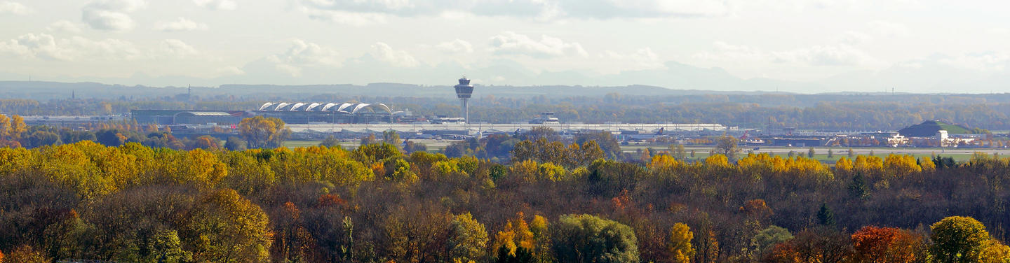 Der Flughafen München im Panorama Der Flughafen München im Panorama