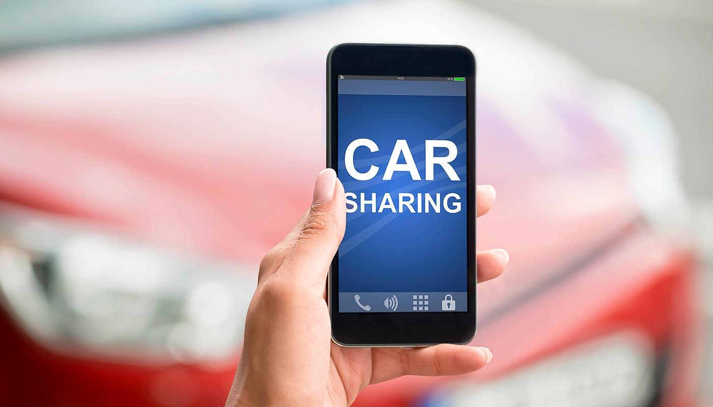 Einfach ein Fahrzeug am Flughafen aussuchen und losfahren. Einfach ein Fahrzeug am Flughafen aussuchen und losfahren.