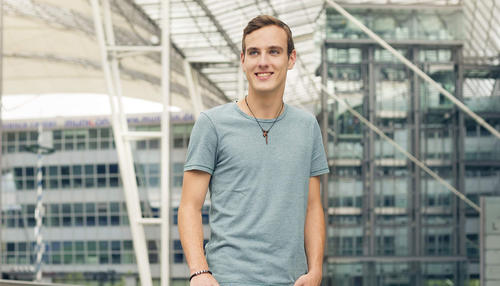 Stefan Lahrsow