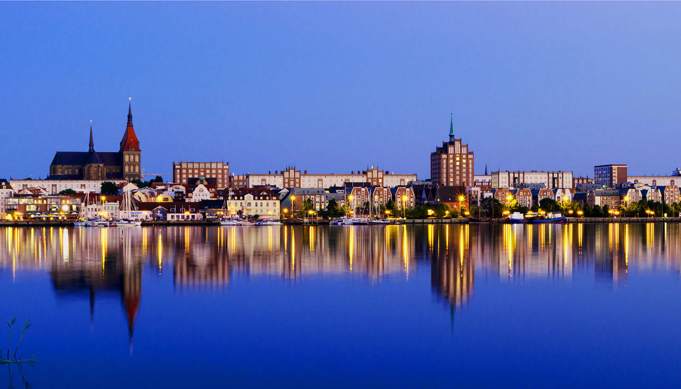 Jetzt Flug buchen Jetzt Flug buchen