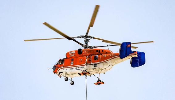 Spezialisten einer Firma aus dem oberbayerischen Raubling werden in den kommenden Wochen den aufwändigen Einbau der Membranfelder durchführen