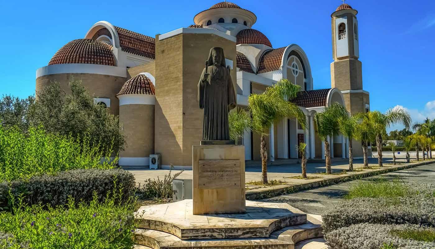 Ayios Georgios Kontos - griechisch-orthodoxe Kirche in Larnaka, Zypern Ayios Georgios Kontos - griechisch-orthodoxe Kirche in Larnaka, Zypern