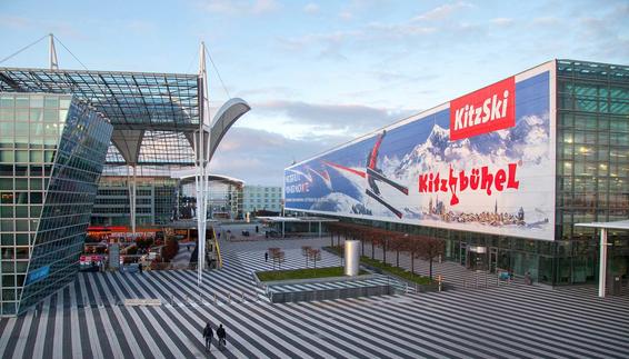 Kitzbühel advertisment west facade
