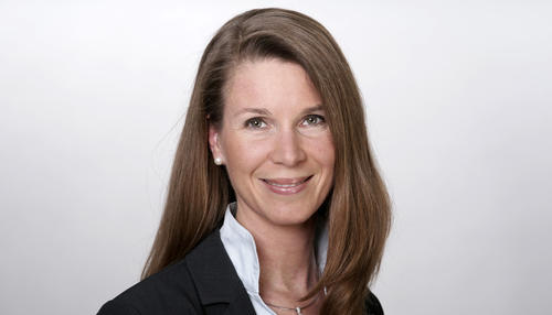 Ulrike Reddel ist Leiterin Terminal und Passagierdienste am Flughafen München