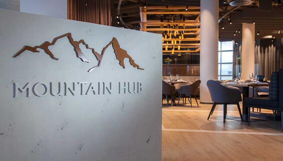 Mountain Hub Restaurant Eingangsbereich 