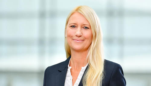 Corinna Born