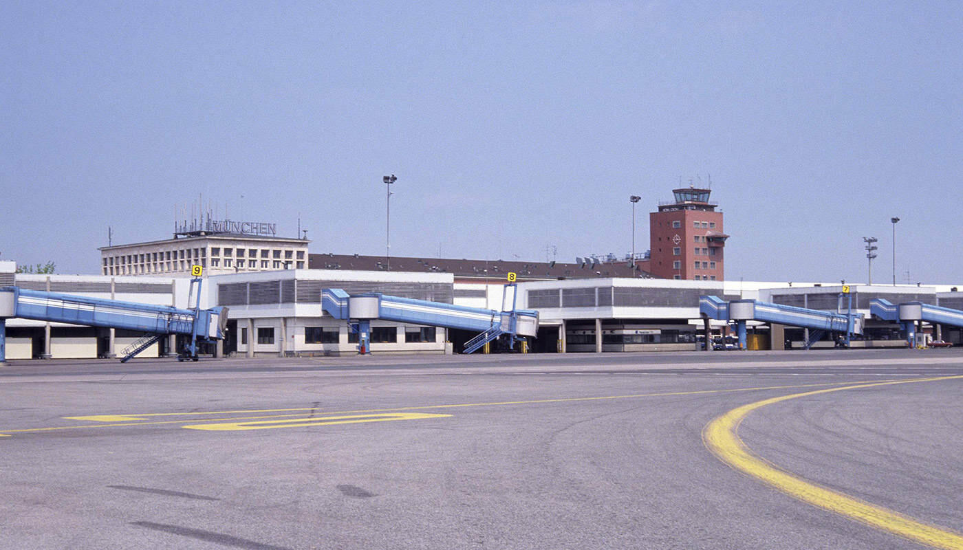 Munich Airport in Riem (1992) Munich Airport in Riem (1992)