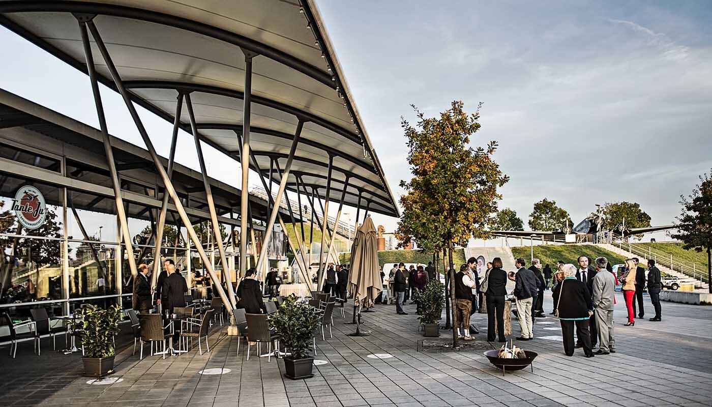 Zur Website Zur Website