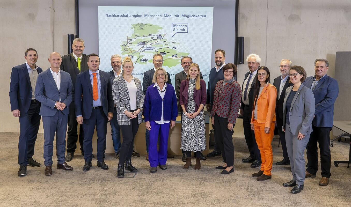 53. Arbeitsausschusssitzung des Nachbarschaftsbeirats mit Vertretern der Landeshauptstadt München am 07.11.2023 53. Arbeitsausschusssitzung des Nachbarschaftsbeirats mit Vertretern der Landeshauptstadt München am 07.11.2023