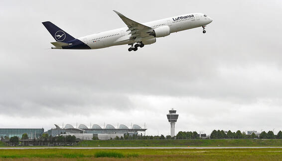 Dreimal wöchentlich fliegt Lufthansa mit einem Airbus A380 von München nach Seattle