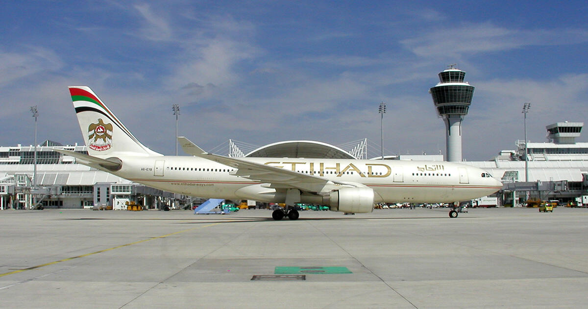 Erstflug eines Airbus A330-223 der Etihad Airways nach Abu Dhabi am 17.06.2004 Erstflug eines Airbus A330-223 der Etihad Airways nach Abu Dhabi am 17.06.2004
