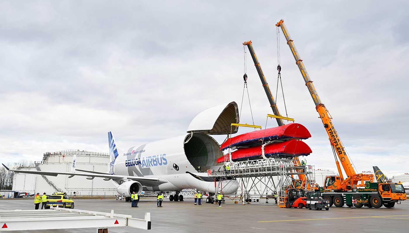 Cargo loading on an Airbus Beluga XL Cargo loading on an Airbus Beluga XL (Airbus A330-743L) at Munich Airport