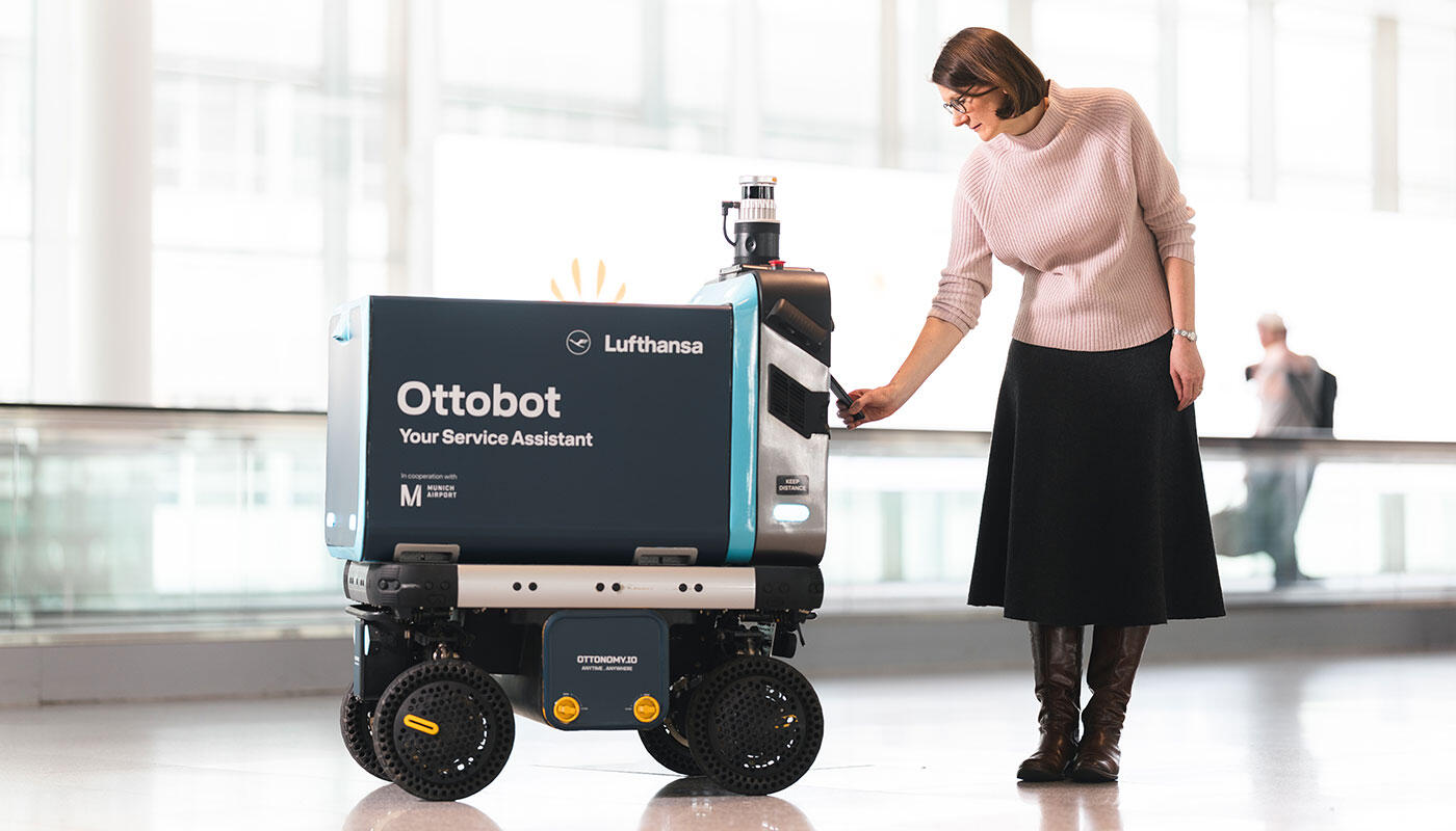 Ottobots im Terminal 2 des Flughafens München Einsatz von Robotik im Terminal 2 des Flughafens München