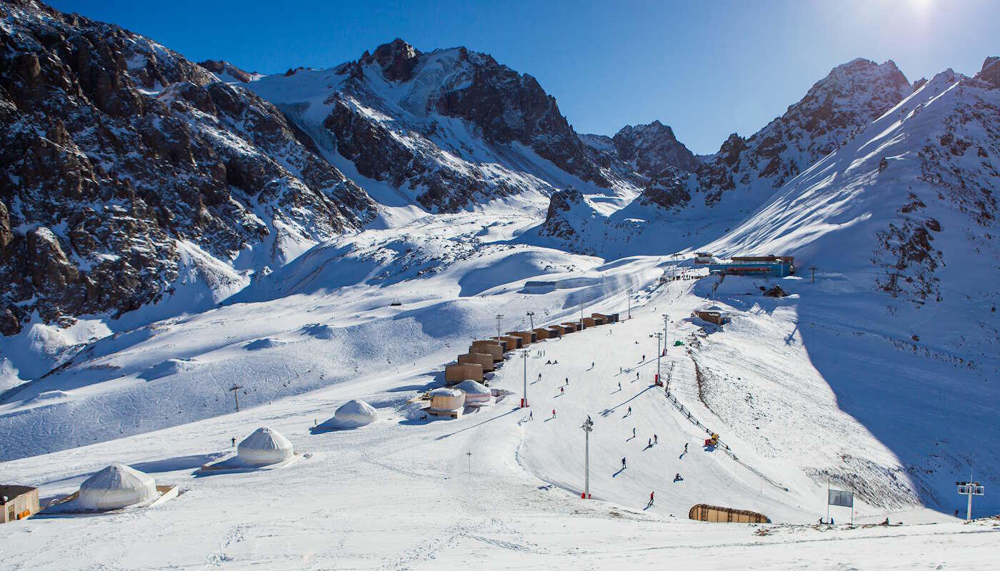 Wintersport in Almaty, Kasachstan Wintersport in Almaty, Kasachstan