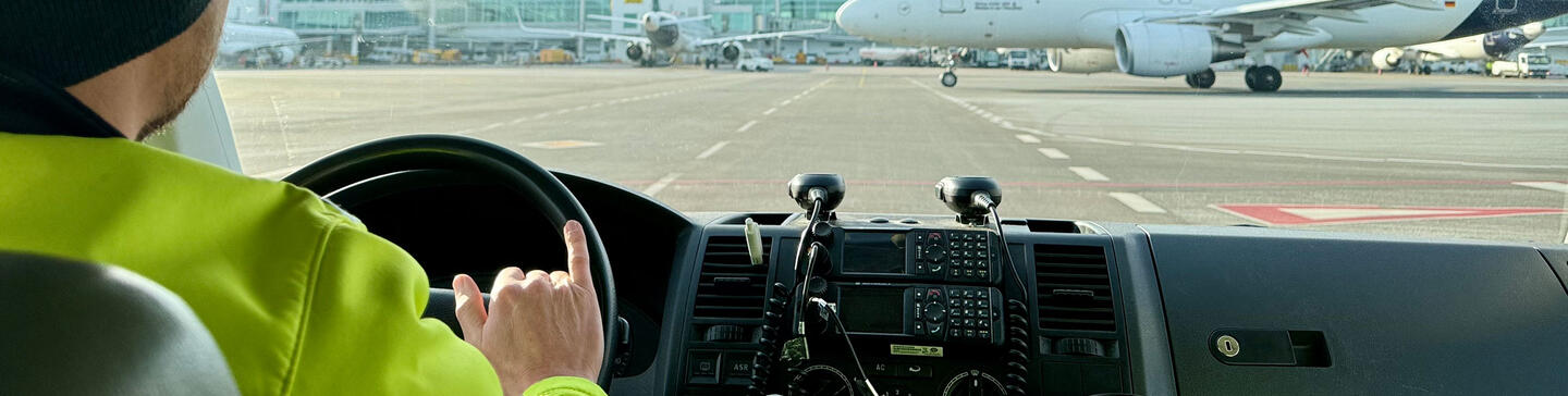 Vorfeldführerschein Flughafen München Vorfeldführerschein Flughafen München