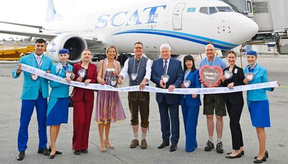 SCAT Airlines - Wassertaufe zur neuen Flugverbindung